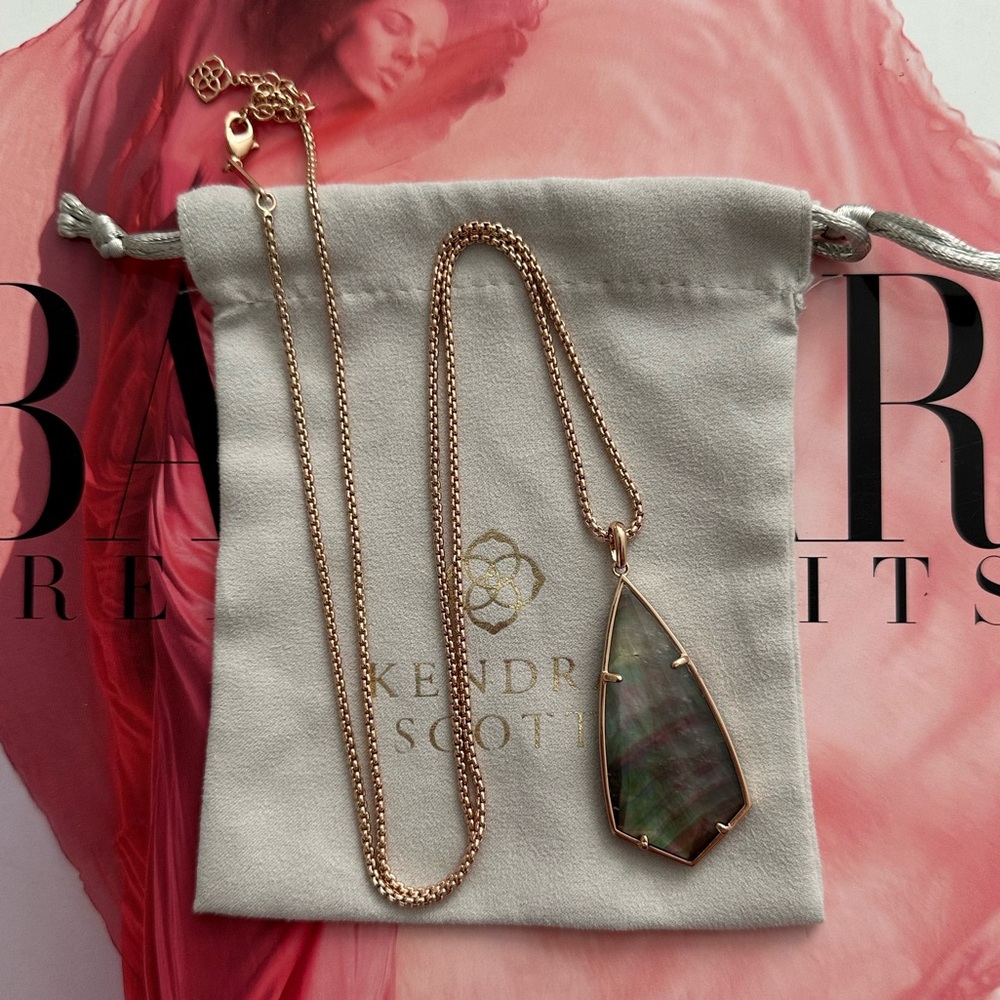 Kendra Scott Rose Gold Carole Pendant Necklace in Crystal Grey Illusion
